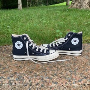 High Top Chuck Taylor Converse black and white